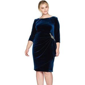 Alex Evenings Velvet Cocktail Dress with Beaded embellishment.  16W, Plus